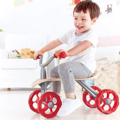 Loopfiets-met-vier-wielen-Hape-E1054